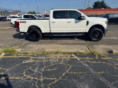 More photos of 2020 Ford F-250SD Lariat at Ironton Automotive, OH