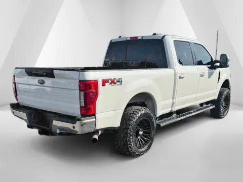 More photos of 2020 Ford F-250SD Lariat at Ironton Automotive, OH