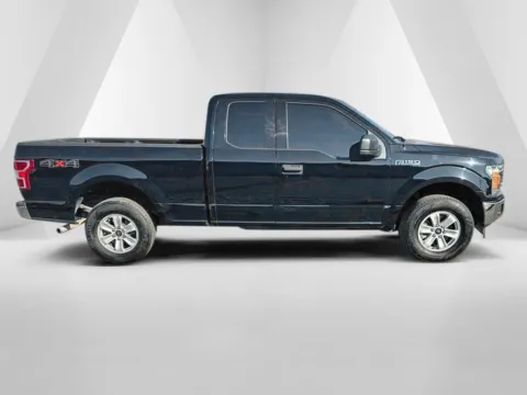 More photos of 2018 Ford F-150 XLT at Ironton Automotive, OH