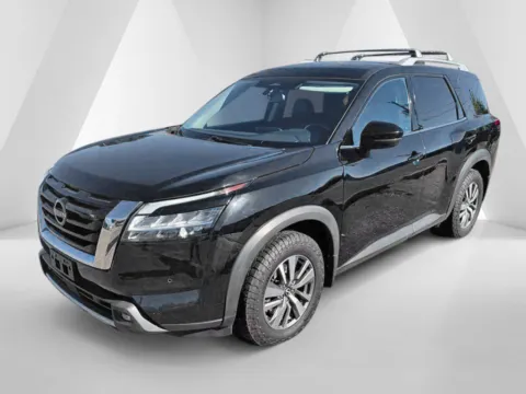 Another view of 2022 Nissan Pathfinder SL for sale in Ironton, OH at Ironton Automotive
