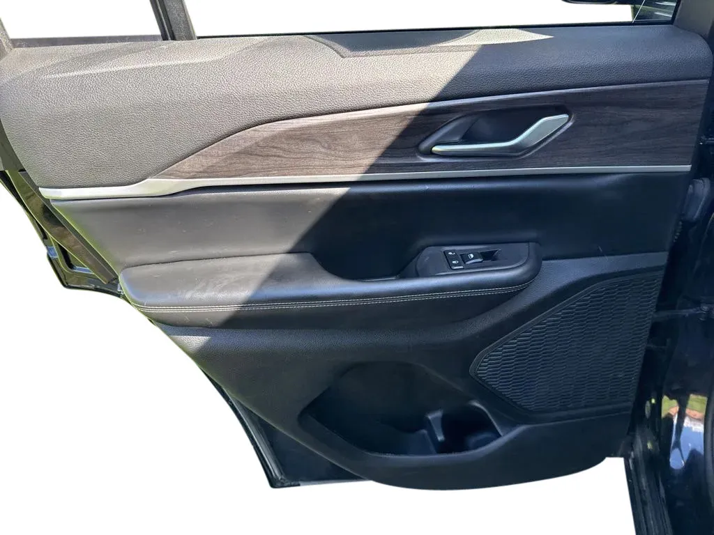 2023 Jeep Grand Cherokee Limited - Photo 28