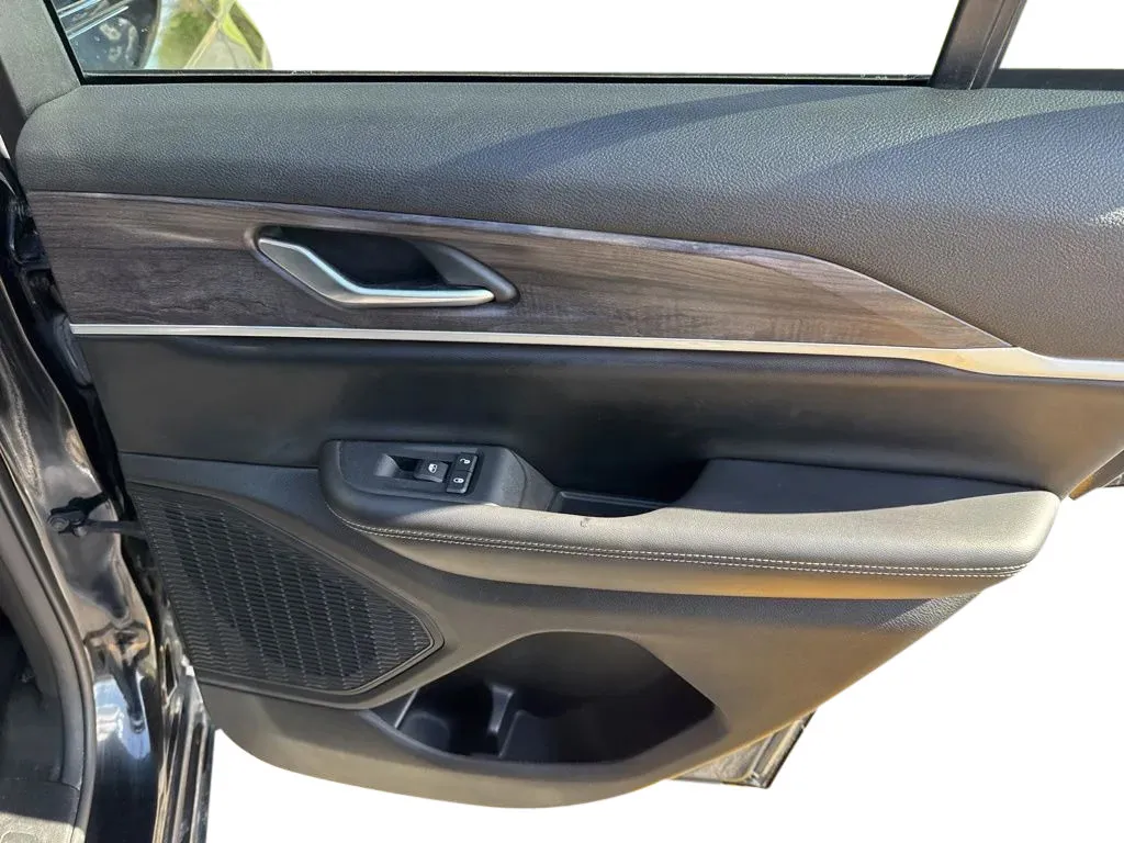2023 Jeep Grand Cherokee Limited - Photo 30
