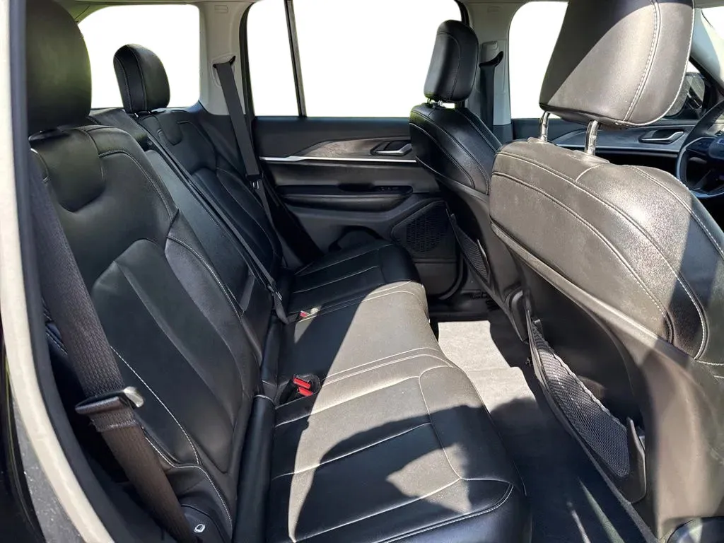 2023 Jeep Grand Cherokee Limited - Photo 31