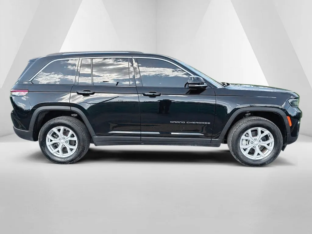 2023 Jeep Grand Cherokee Limited - Photo 9