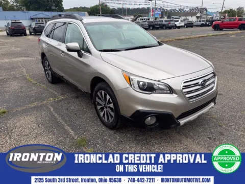 Gray 2017 Subaru Outback 2.5i for sale in Ironton, OH
