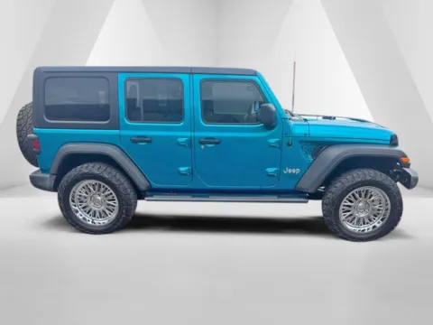 More photos of 2020 Jeep Wrangler Unlimited Sport S at Ironton Automotive, OH