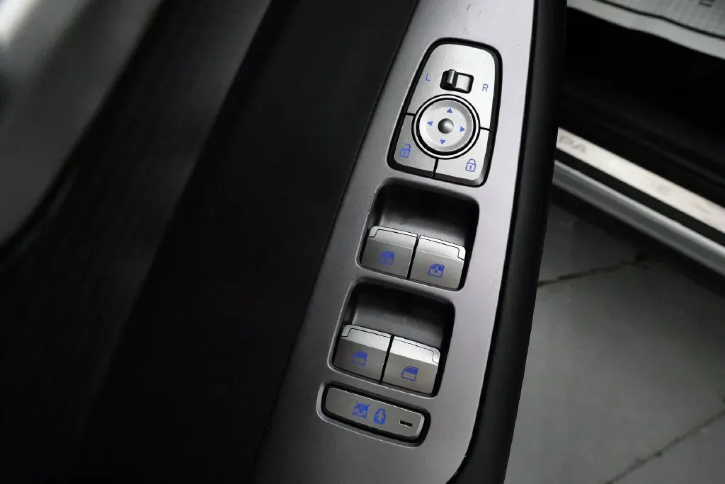 2024 Hyundai Palisade Limited - Photo 14