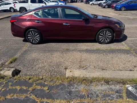 More photos of 2024 Nissan Altima 2.5 SV at Ironton Automotive, OH