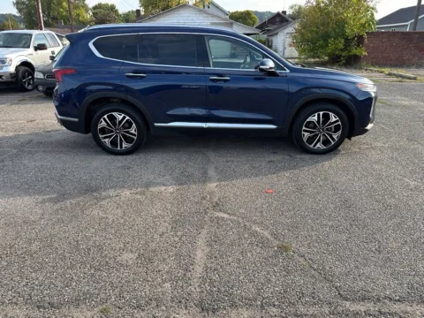 More photos of 2019 Hyundai Santa Fe Limited at Ironton Automotive, OH
