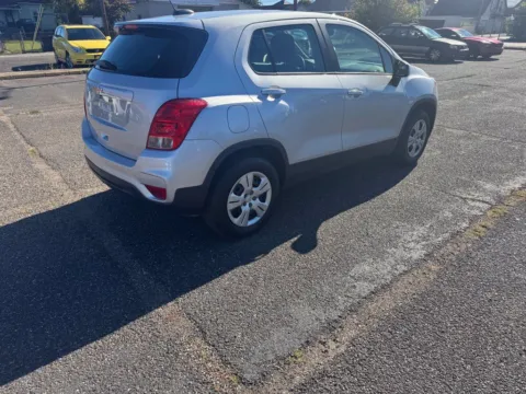 More photos of 2017 Chevrolet Trax LS at Ironton Automotive, OH