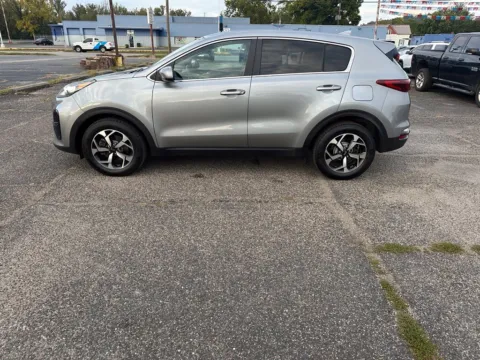 More photos of 2022 Kia Sportage LX at Ironton Automotive, OH