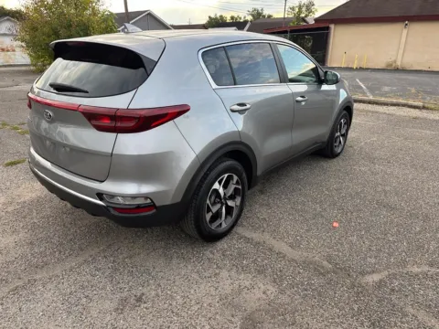 More photos of 2022 Kia Sportage LX at Ironton Automotive, OH