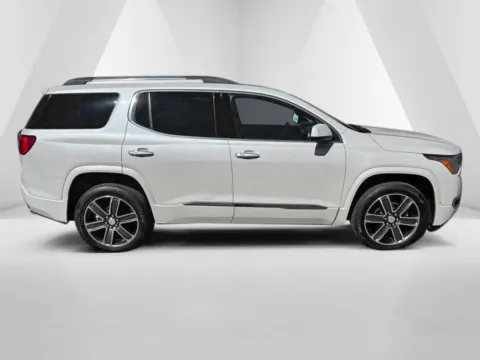 More photos of 2019 GMC Acadia Denali at Ironton Automotive, OH