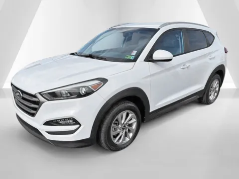 More photos of 2016 Hyundai Tucson SE at Ironton Automotive, OH