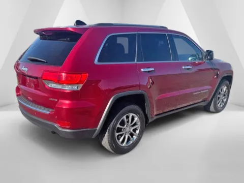 More photos of 2015 Jeep Grand Cherokee Limited at Ironton Automotive, OH