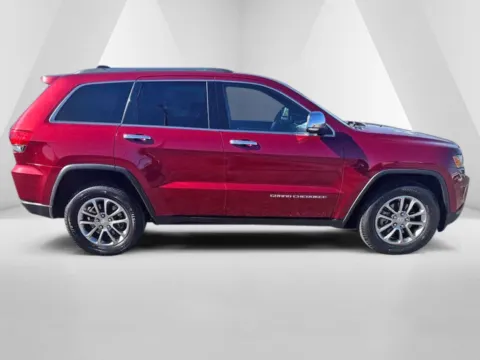 More photos of 2015 Jeep Grand Cherokee Limited at Ironton Automotive, OH