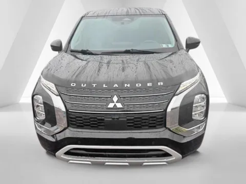 Another view of 2024 Mitsubishi Outlander SE Black Edition w/Pano Roof for sale in Ironton, OH at Ironton Automotive