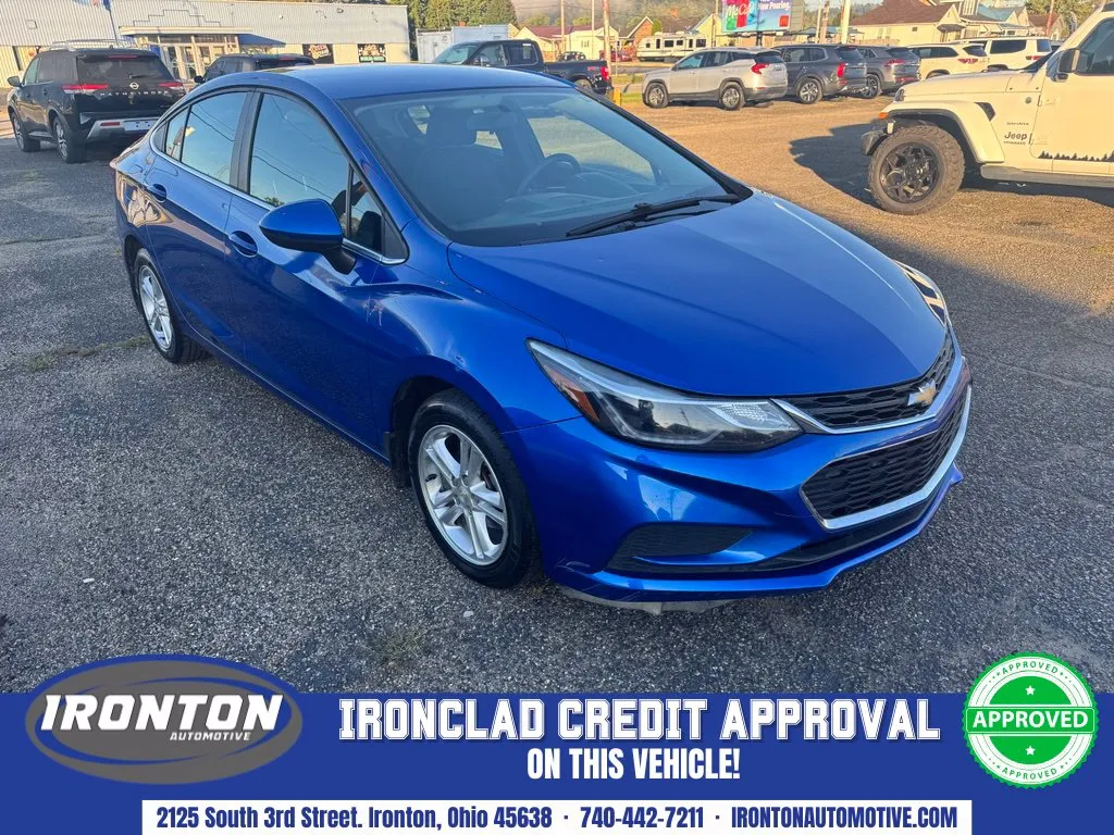 Blue 2018 Chevrolet Cruze LT for sale in Ironton, OH