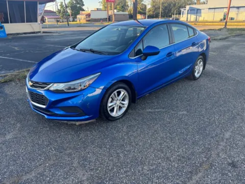 Another view of 2018 Chevrolet Cruze LT for sale in Ironton, OH at Ironton Automotive