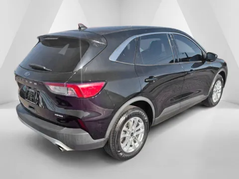 More photos of 2020 Ford Escape SE at Ironton Automotive, OH