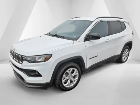 More photos of 2024 Jeep Compass Latitude at Ironton Automotive, OH