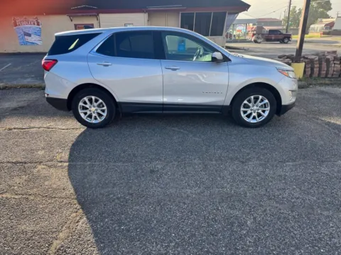 More photos of 2019 Chevrolet Equinox LT at Ironton Automotive, OH