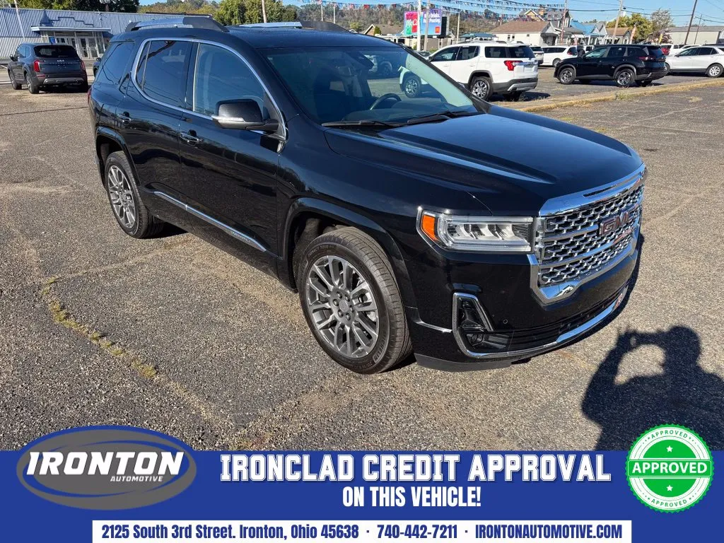 2022 GMC Acadia Denali