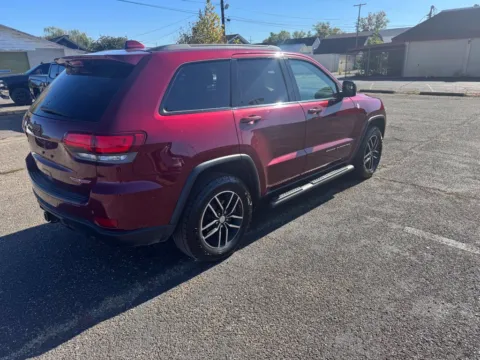 More photos of 2017 Jeep Grand Cherokee Trailhawk at Ironton Automotive, OH