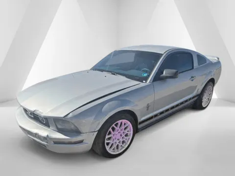 More photos of 2006 Ford Mustang V6 at Ironton Automotive, OH