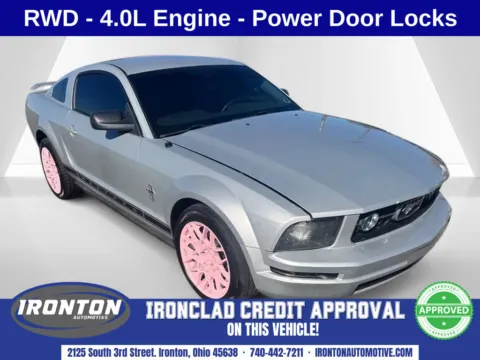 Silver 2006 Ford Mustang V6 for sale in Ironton, OH