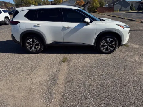 More photos of 2021 Nissan Rogue SV at Ironton Automotive, OH