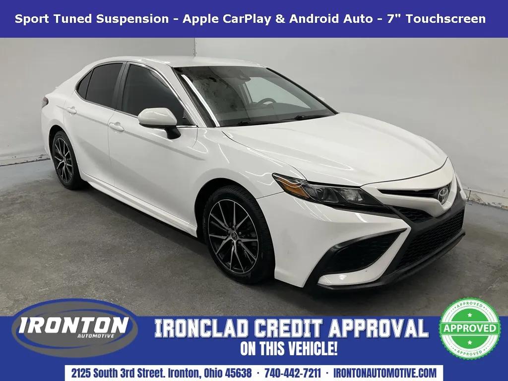 White 2021 Toyota Camry SE Nightshade for sale in Ironton, OH