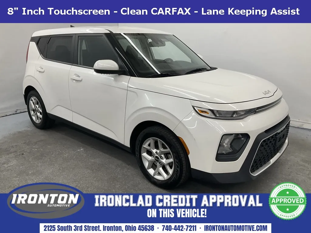 White 2022 Kia Soul LX for sale in Ironton, OH