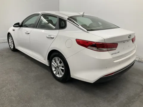 More photos of 2016 Kia Optima LX at Ironton Automotive, OH