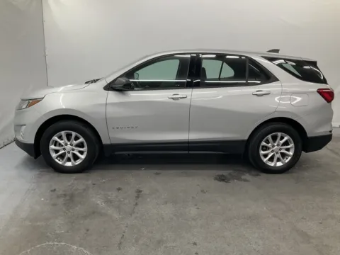 More photos of 2019 Chevrolet Equinox LS at Ironton Automotive, OH