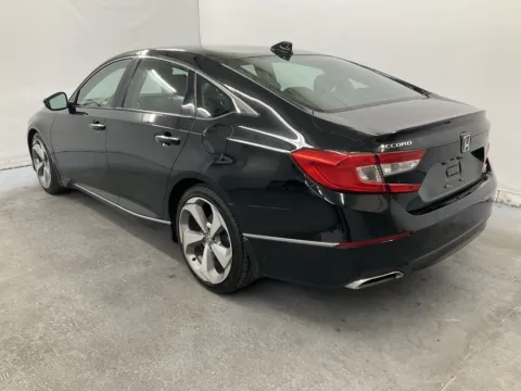 More photos of 2020 Honda Accord Touring 2.0T at Ironton Automotive, OH