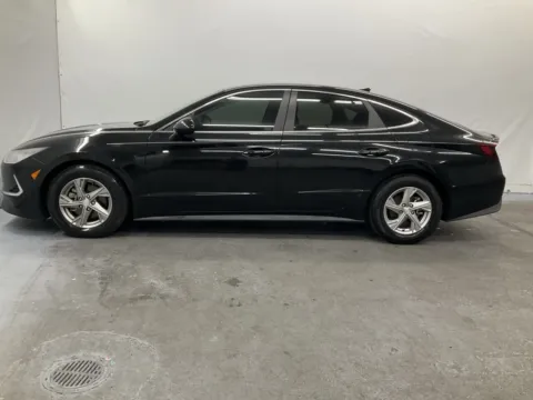 More photos of 2020 Hyundai Sonata SE at Ironton Automotive, OH