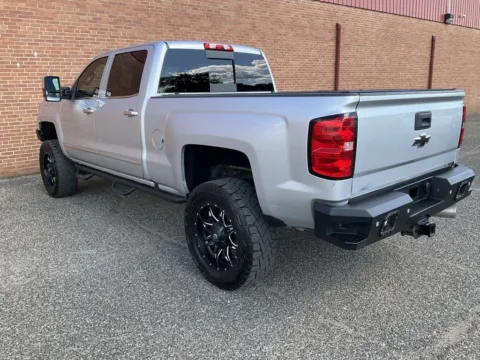 More photos of 2018 Chevrolet Silverado 2500HD LTZ at Ironton Automotive, OH