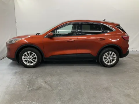 More photos of 2020 Ford Escape SE at Ironton Automotive, OH