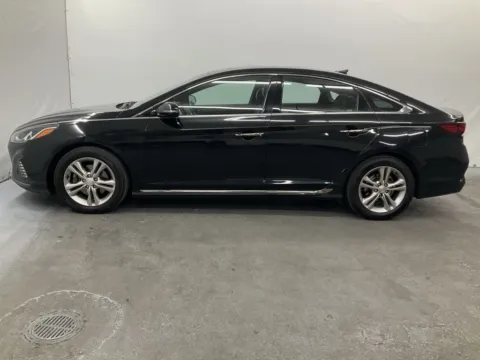 More photos of 2018 Hyundai Sonata Sport at Ironton Automotive, OH