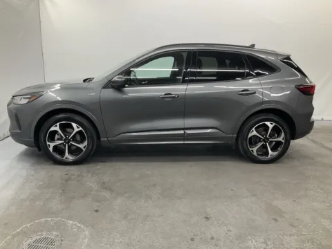 More photos of 2023 Ford Escape ST-Line Select at Ironton Automotive, OH