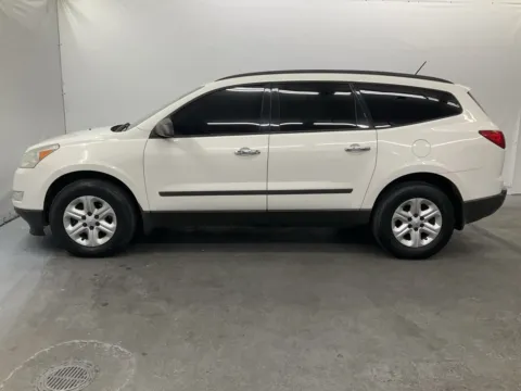 More photos of 2012 Chevrolet Traverse LS at Ironton Automotive, OH