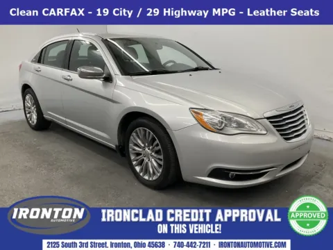 Silver 2012 Chrysler 200 Limited for sale in Ironton, OH