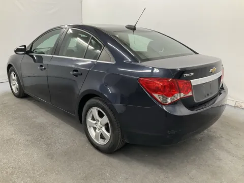 More photos of 2015 Chevrolet Cruze 1LT at Ironton Automotive, OH