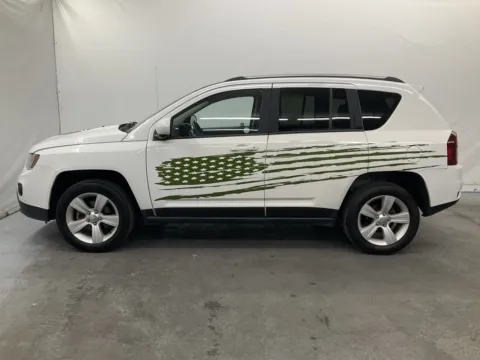 More photos of 2016 Jeep Compass Latitude at Ironton Automotive, OH