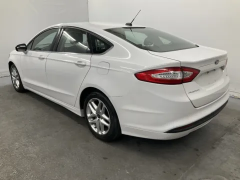 More photos of 2014 Ford Fusion SE at Ironton Automotive, OH