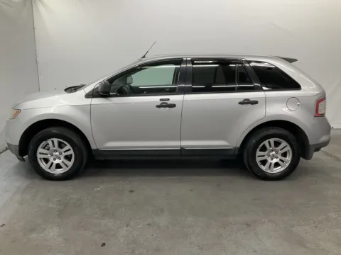 More photos of 2010 Ford Edge SE at Ironton Automotive, OH
