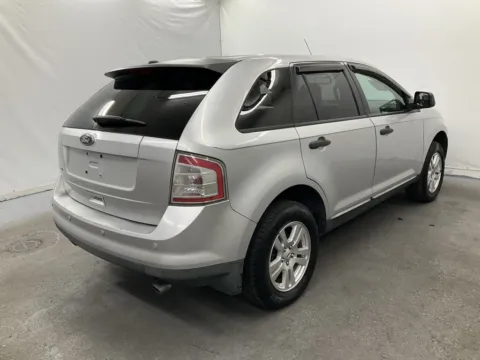 More photos of 2010 Ford Edge SE at Ironton Automotive, OH