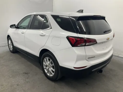 More photos of 2022 Chevrolet Equinox LT at Ironton Automotive, OH