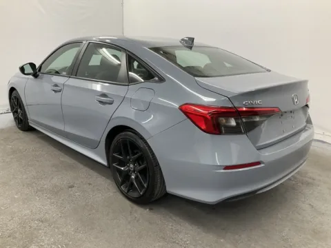 More photos of 2022 Honda Civic Sport at Ironton Automotive, OH